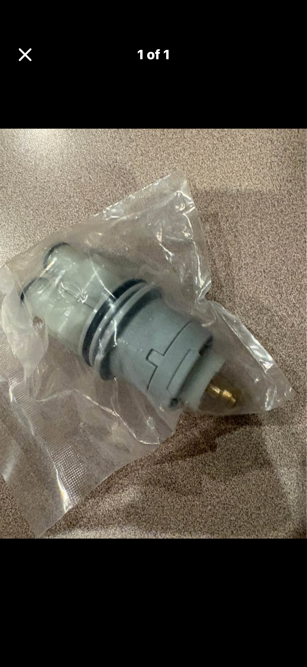 Delta shower valve cartridge for a tub