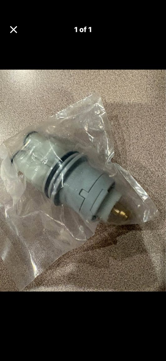 Delta shower valve cartridge for a tub