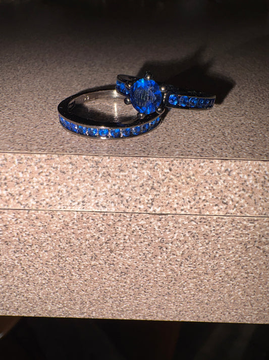 Black and blue ring set