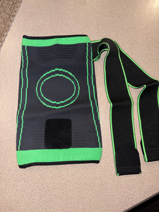Knee sleeve compression